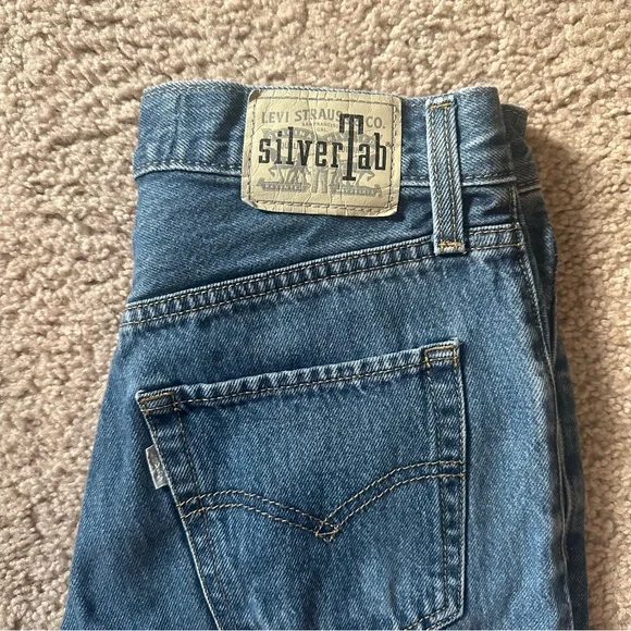 Vintage 1994 Levi’s Silver Tab Baggy Jeans - Picture 4 of 8